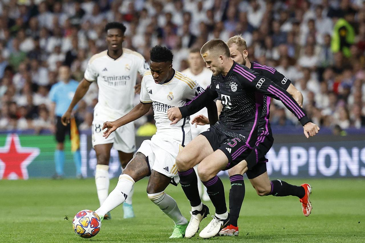 Premier League -  Fulham v Manchester City