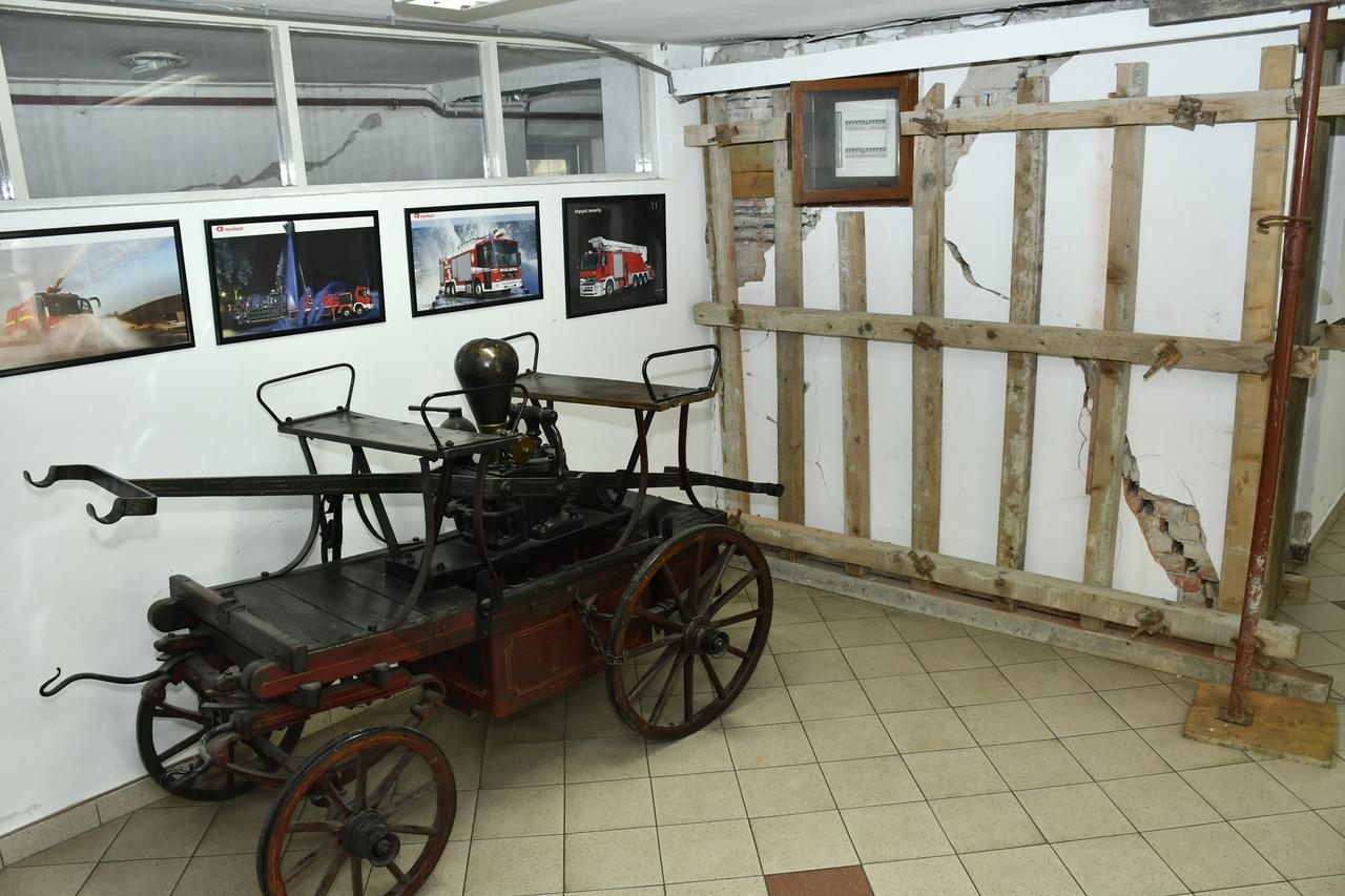 Sastanak o ulaganjima u vatrogasne objekte: 40 milijuna kuna za obnovu vatrogasnih objekata