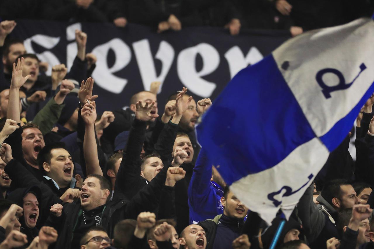 Navijači Dinamo Spartak