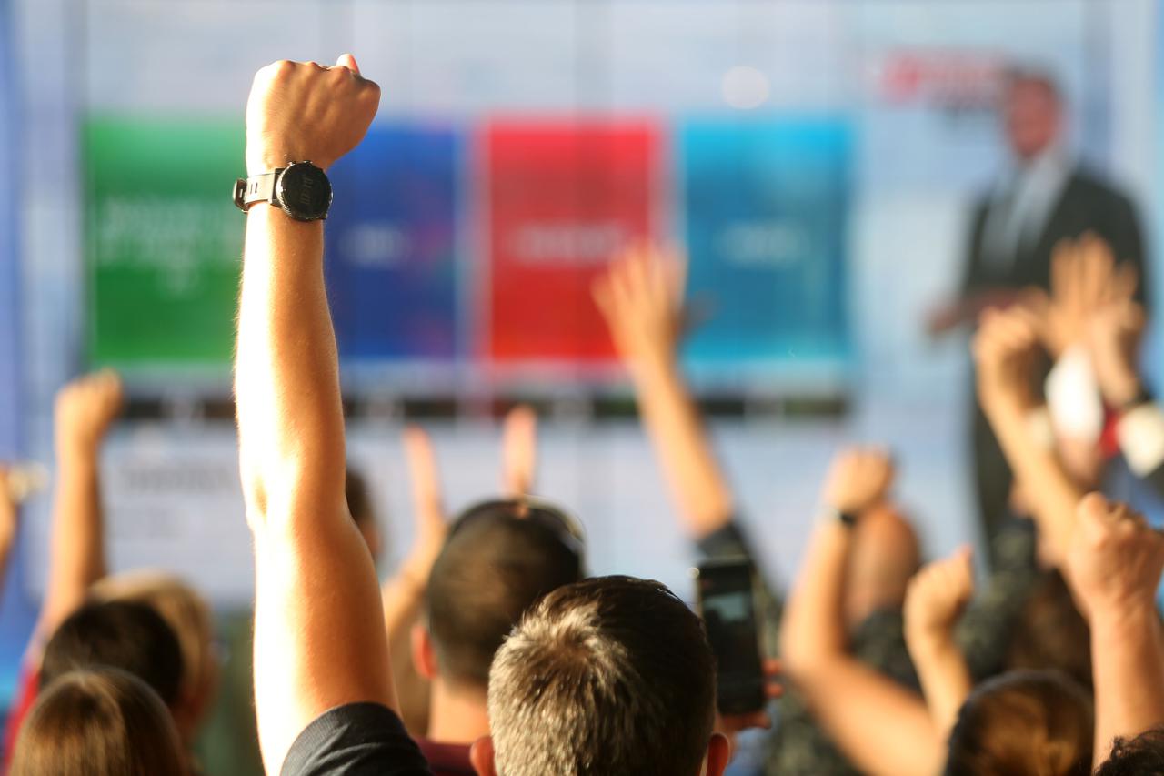 Zagreb: Oduševljenje u stožeru koalicije Možemo! nakon objave izlaznih anketa