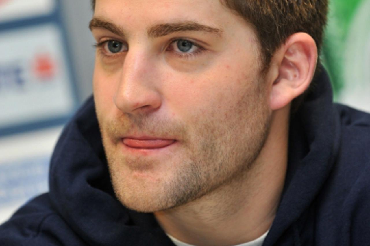 \'02.01.2012., Zagreb - Hokejaski klub Medvescak predstavio je novog igraca Matta Siddalla, te je odrzao press konmferenciju povodom Ice Fevera. Matt Siddall Photo: Marko Lukunic/PIXSELL\'