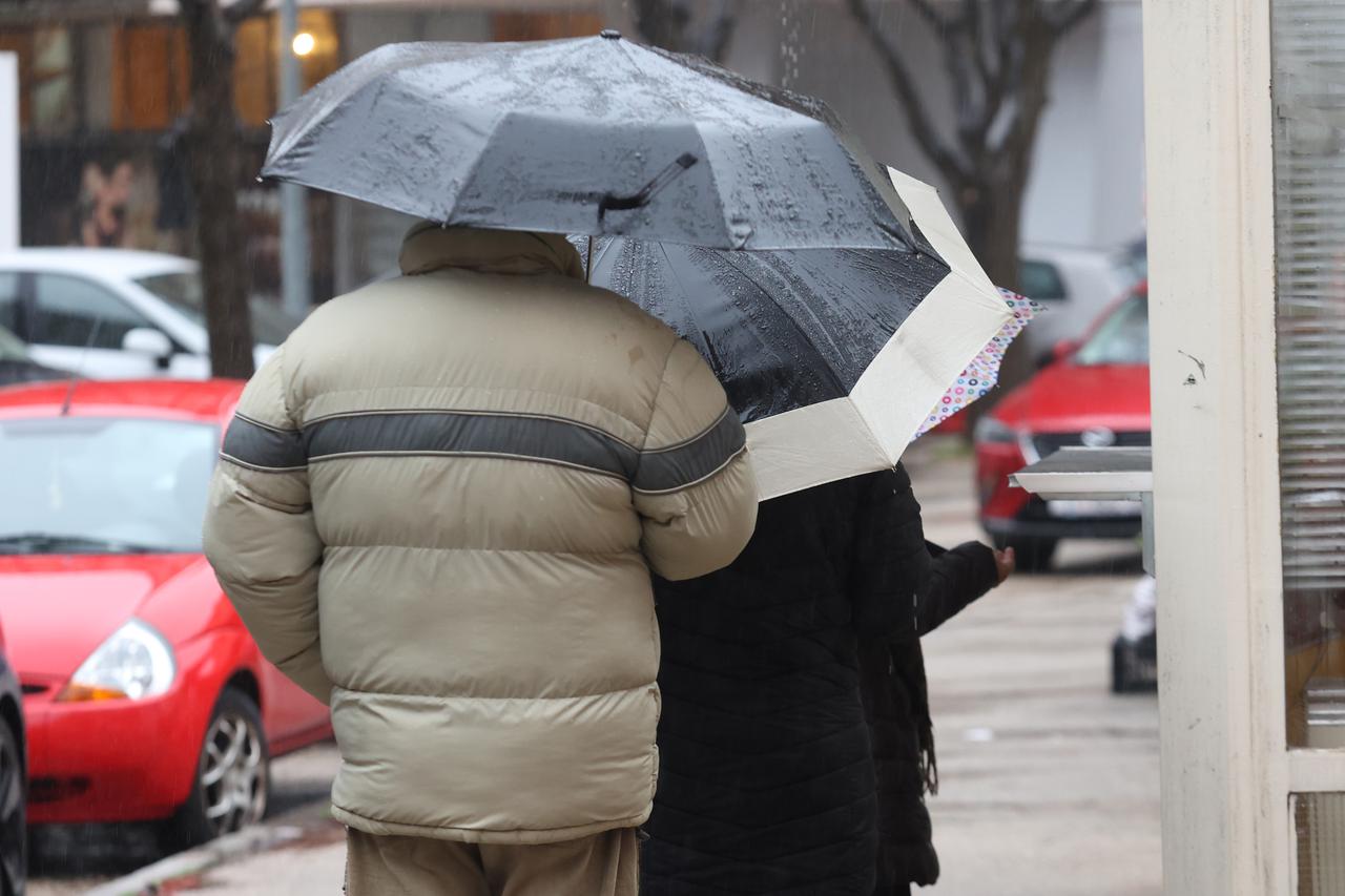 Kišno jutro u Šibeniku