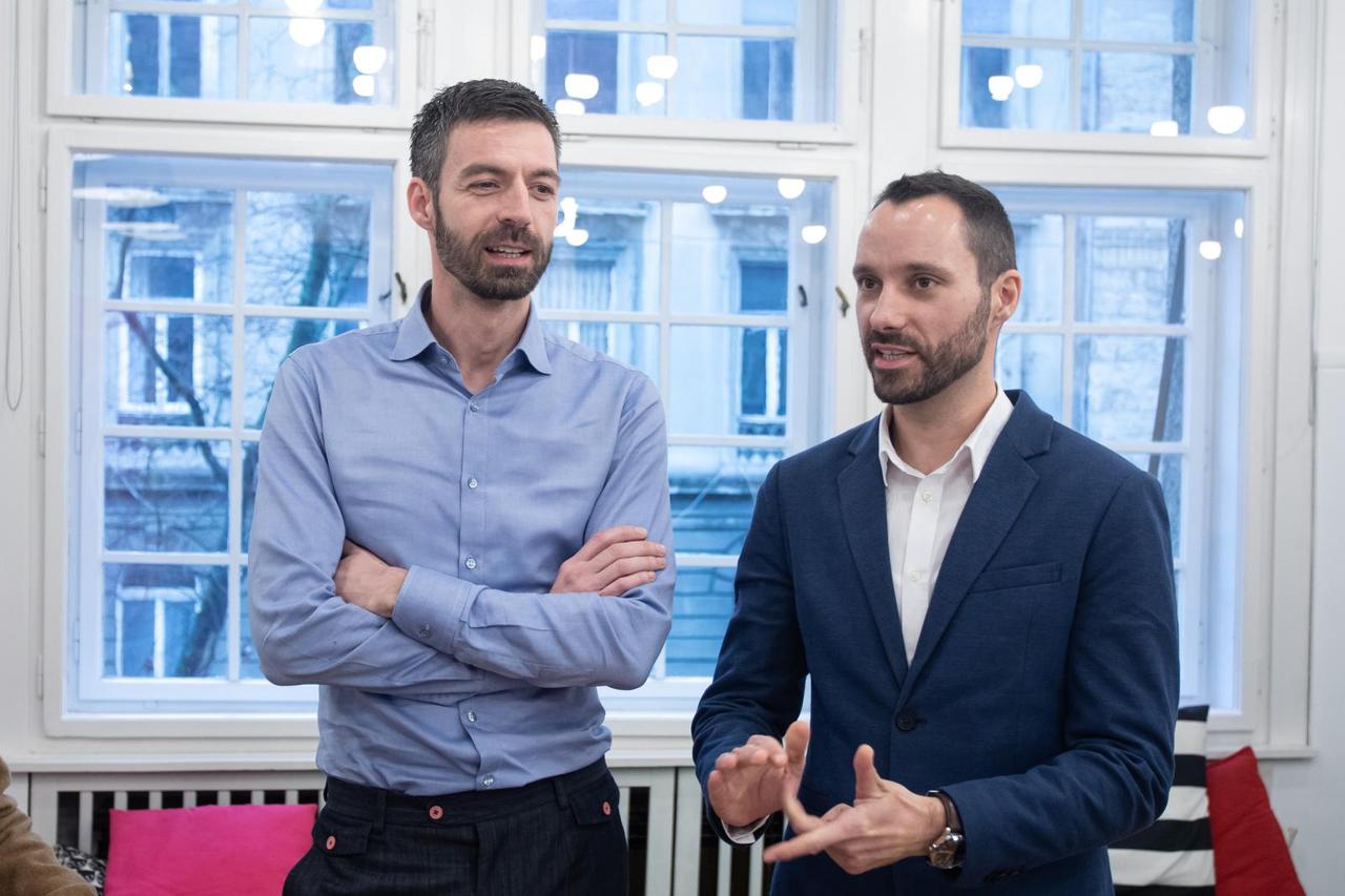 onferencija za medije istospolnog bračog para povodom odluke Ustavnog suda o udomljavanju