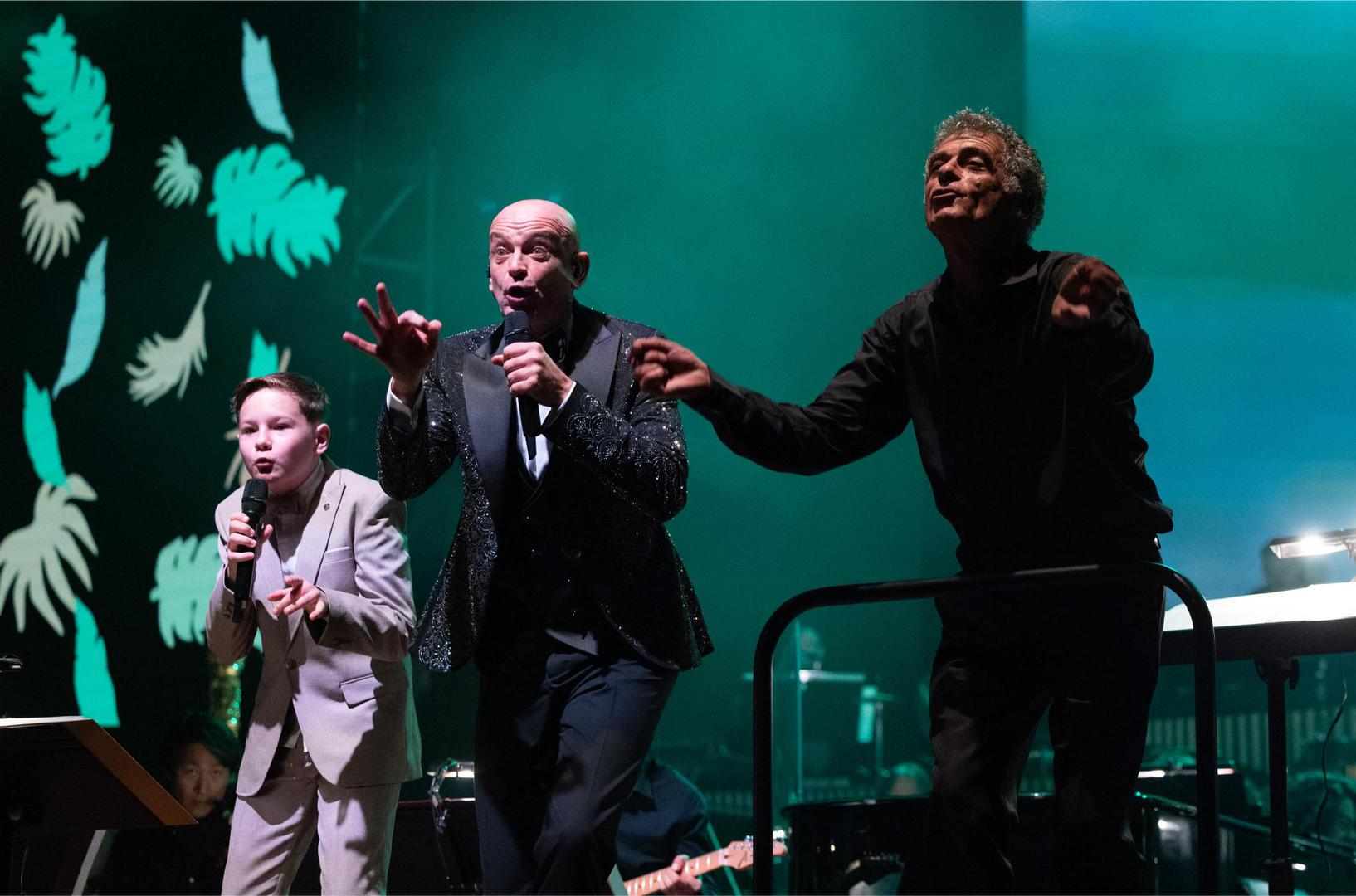 Koncert je režirala Mia Melcher, a na  programu su se našle dobro poznate Disneyjeve pjesme, ali i niz novih glazbenih brojeva koji su ove godine prvi put izvedeni u sklopu koncerta. Među njima su glavna tema filma Izvrnuto obrnuto, „Zauvijek“ iz Ljepotice i Zvijeri, „Prijatelja dva“ iz Aladina, „Budi jak“ iz Kralja lavova, „Odraz“ iz „Mulana, „Kada počinje život moj“ iz Vrlo zapetljane priče te „U tajnovit svijet“ iz Snježnog kraljevstva