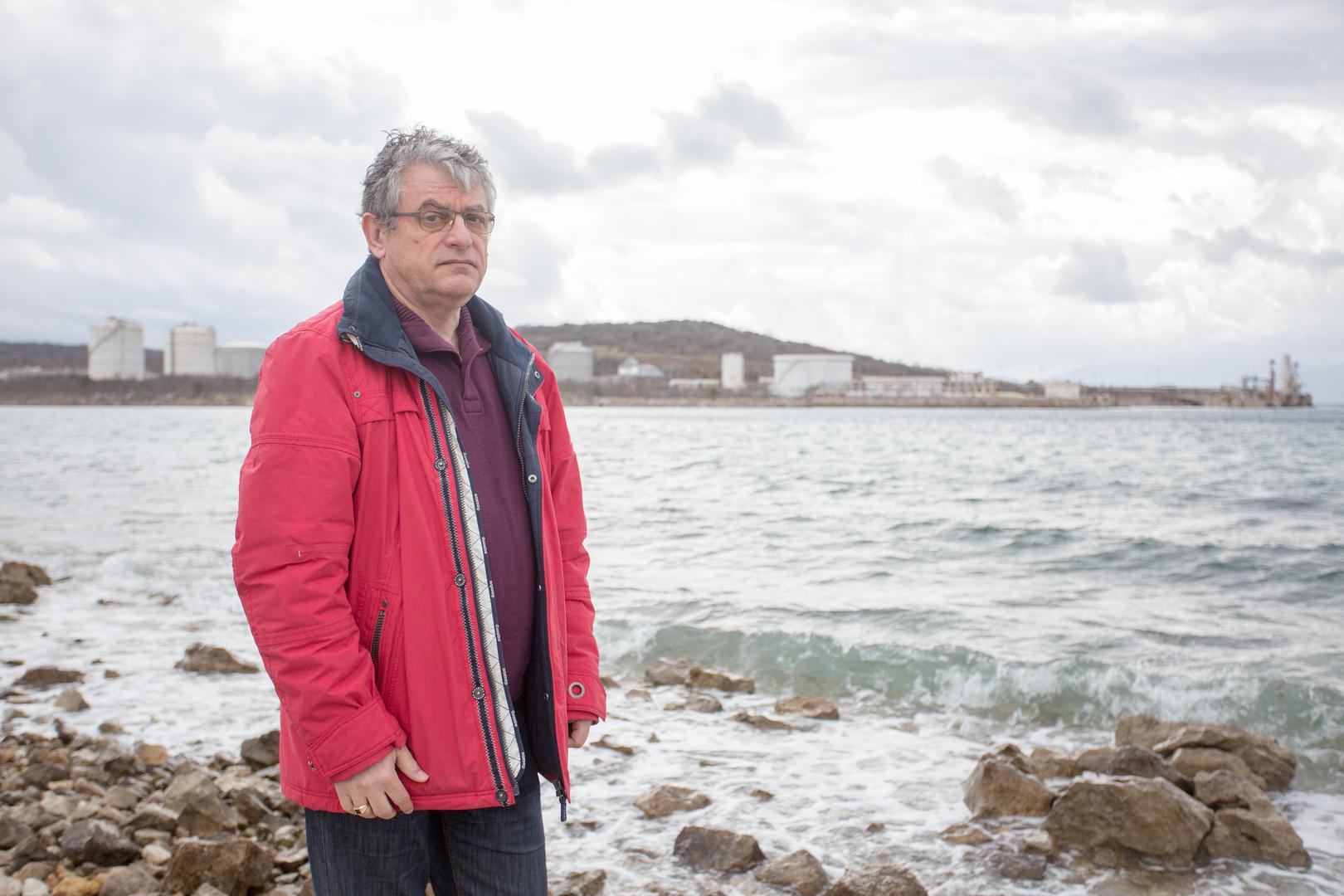 ROMEO DEŠA, bivši šef proizvodnje Dine: Misle da smo mi iz Omišlja francuske sobarice i nepismeni ribari, a zaboravljaju da tu živi niz stručnjaka koji su radili u Dini