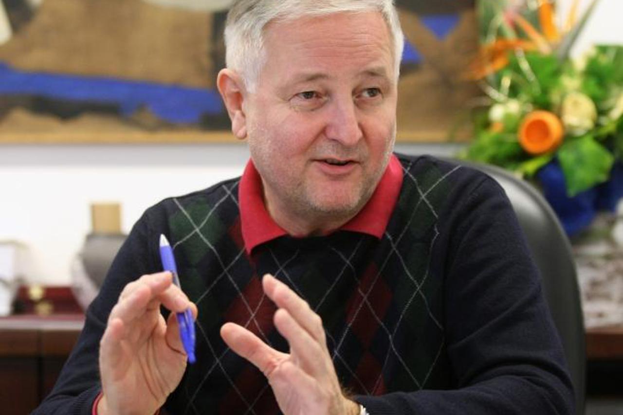 '17.11.2011. Zagreb -  Trg Stjepana Radica, Gradsko poglavarstvo, soba 339. Slavko Kojic, procelnik za financije i prvi covjek na Bandicevoj listi za 6. izbornu jedinicu.Photo: Marko Prpic/PIXSELL'