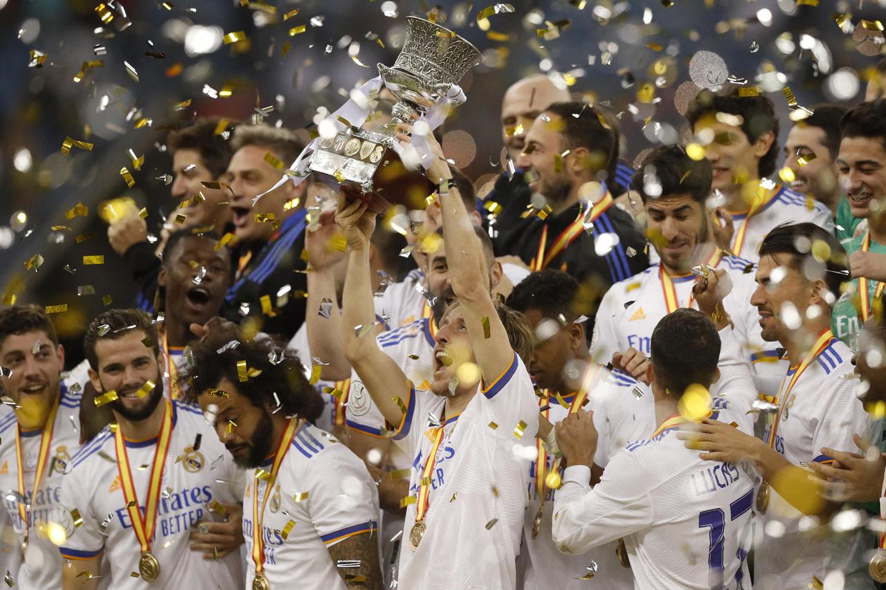 Spanish Super Cup Final - Real Madrid v Athletic Bilbao