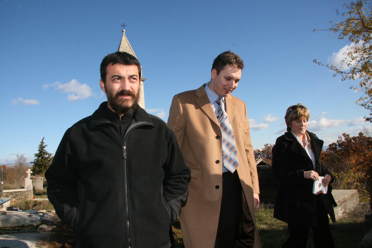 Zadar: Srpski radikal Aleksandar Vu?i? u posjetu zadarskom zale?u