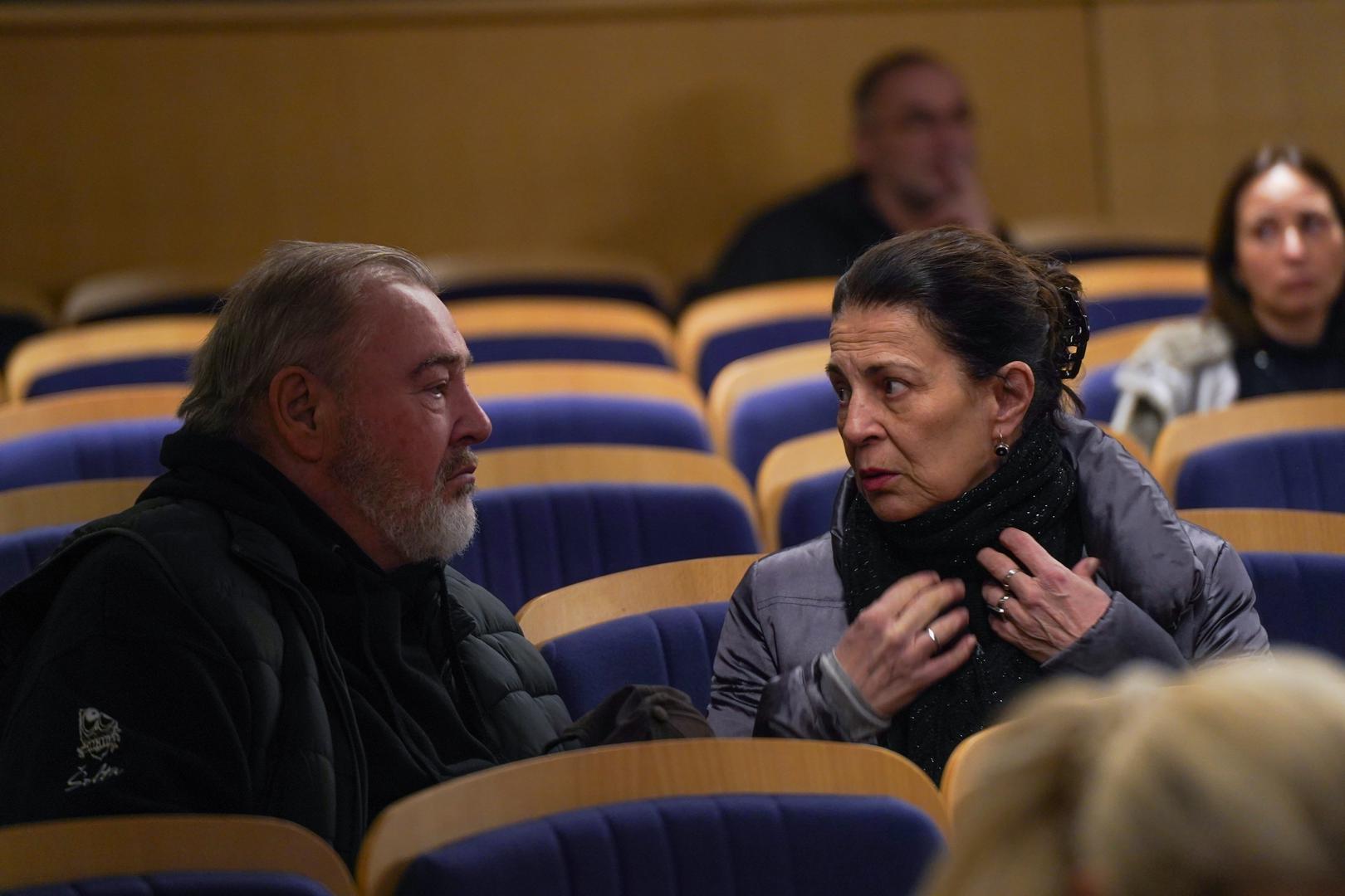 Lukrecija je preminula prošli tjedan u dobi od 84 godine. Na komemoraciji su se okupili Lukrecijini kolege, među kojima su Mila Elegović, Dubravka Ostojić i Ivica Zadro.