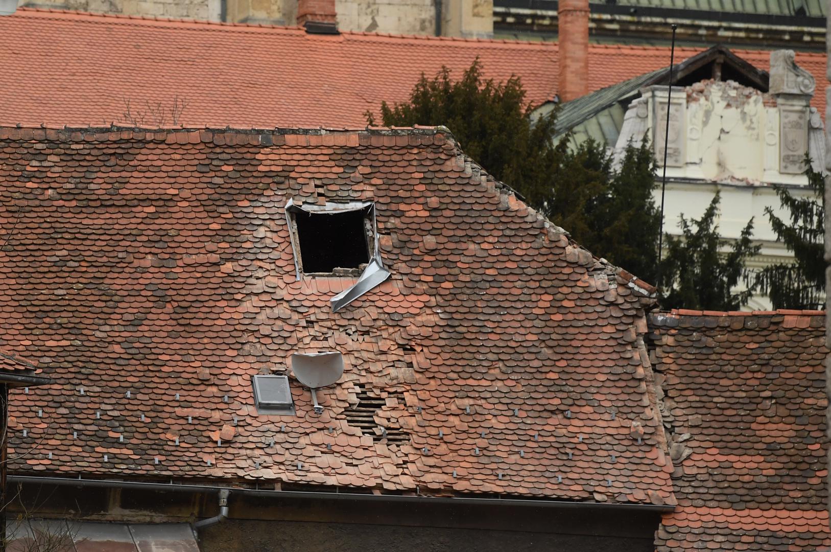 22.03.2020., Zagreb - Ostecenja u centru Zagreba nakon potresa jacine 5.3. po Richteru. Photo: Marko Lukunic/PIXSELL