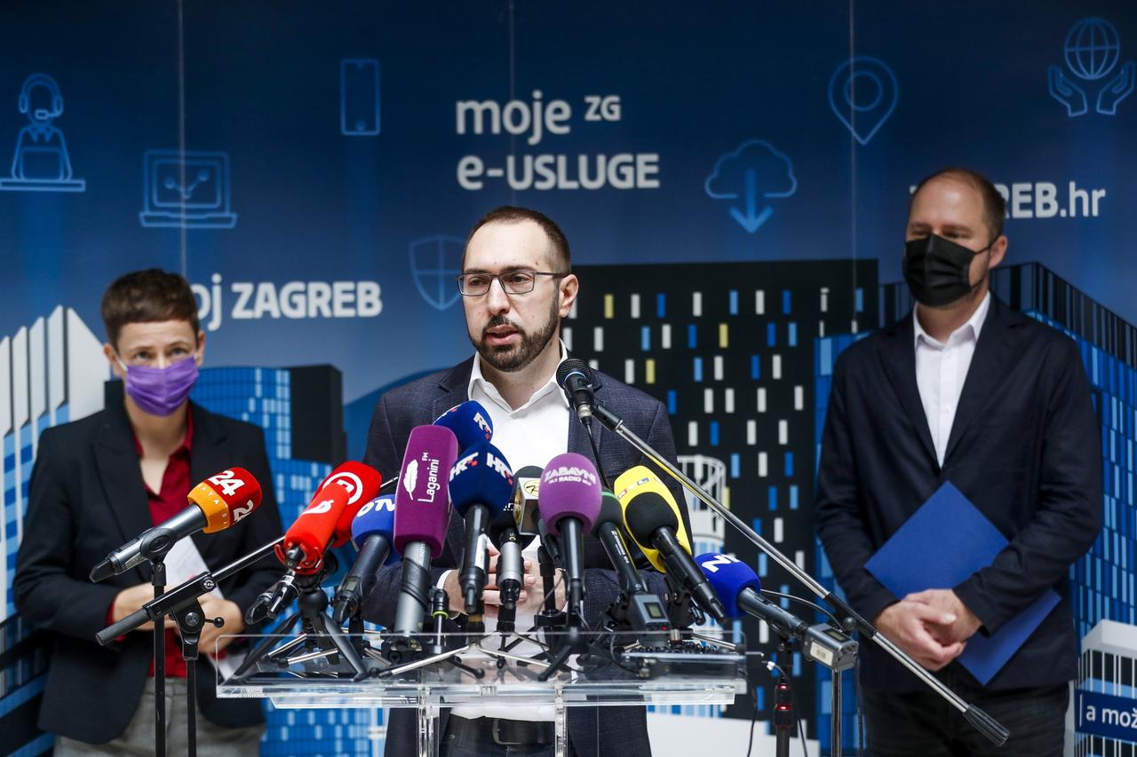 Zagreb: Tomašević najavio novi natječaj za najam automobila, polovica će biti električni ili hibridni