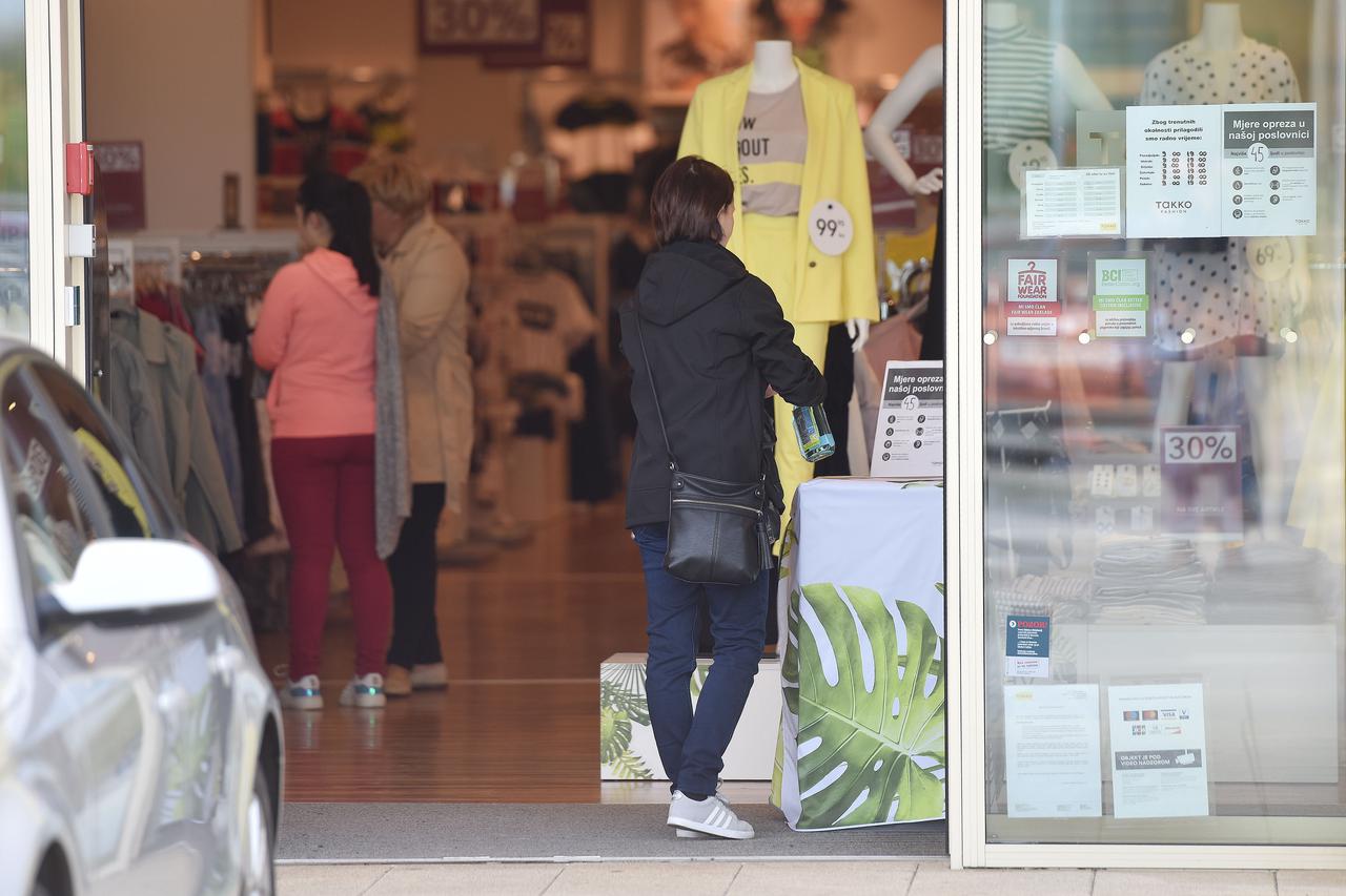 Čakovec: Uz posebne sigurnosne mjere s radom započeo trgovački centar