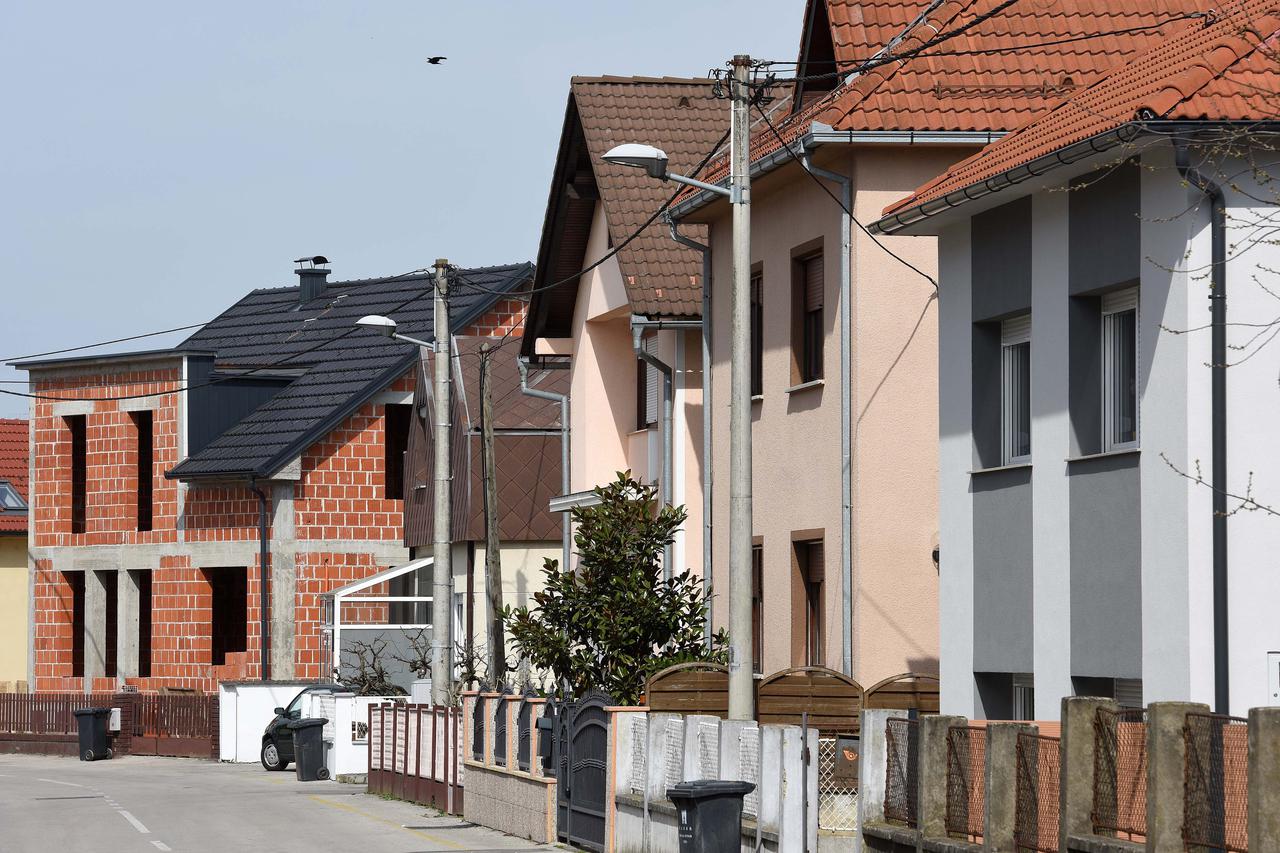 Kuća mora biti vrednija od kredita, troši se u obrocima ili jednokratno
