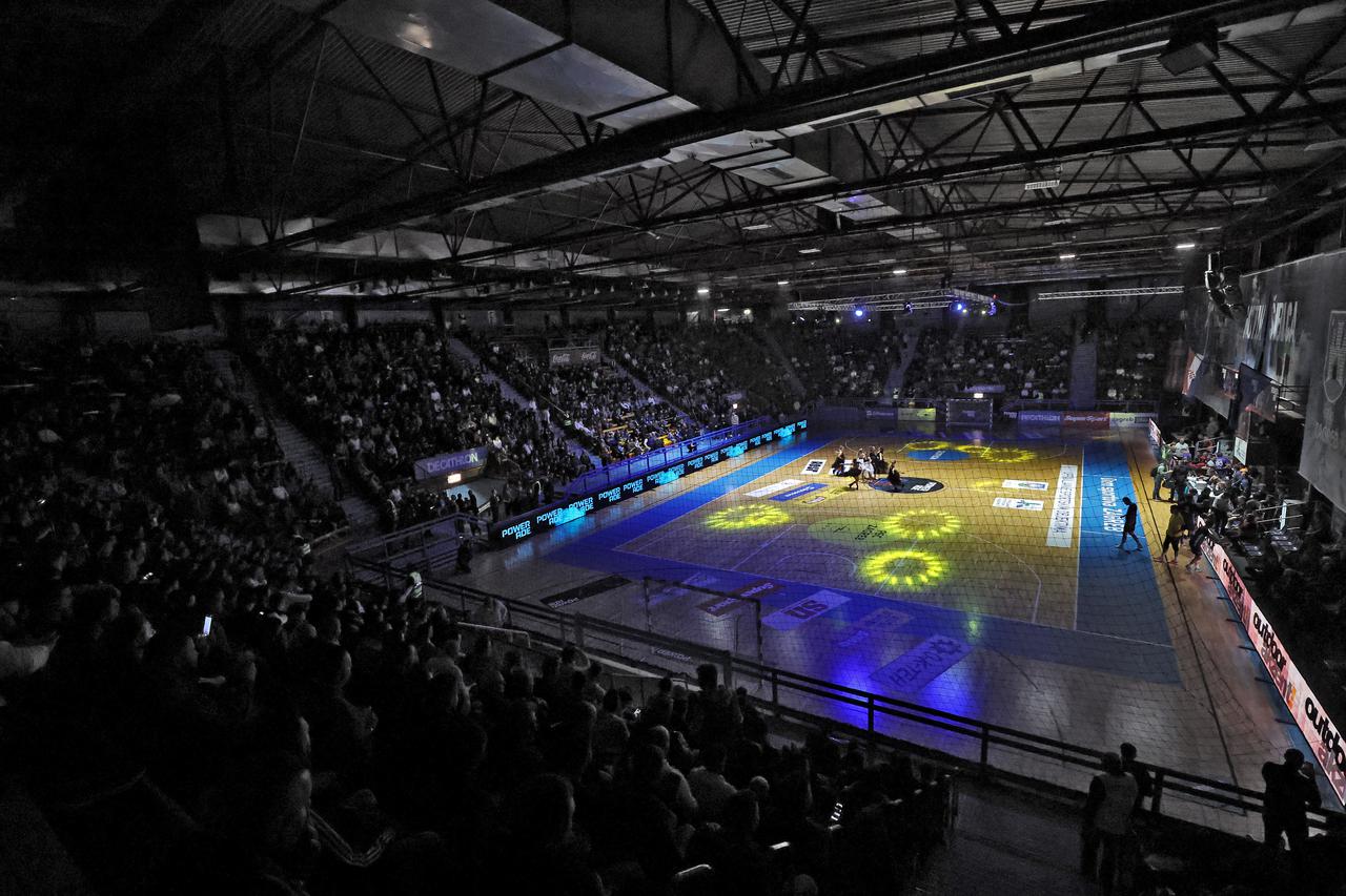 Zagreb: Veteranski turnir "Kutija šibica", polufinale., Promotionplay Domograd - CB Sport SC Flegar Zloćo i prijatelji 