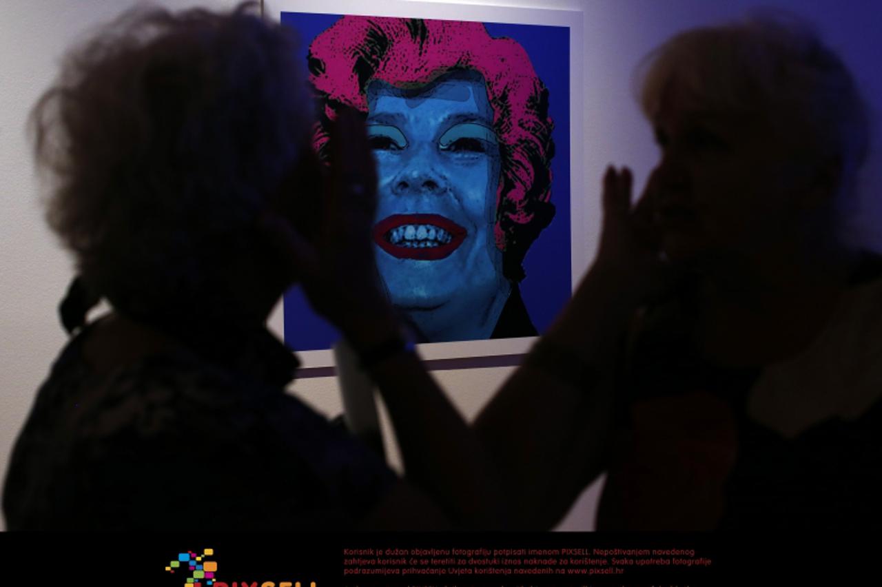 '24.09.2012., Trg Narodne zastite 2, Zagreb - U centru za kulturu - Galerija Vladimir Buzancic otvorena je izlozba: Sto je nama nasa borba dala autora Bojana Sumonje. Photo: Sanjin Strukic/PIXSELL'