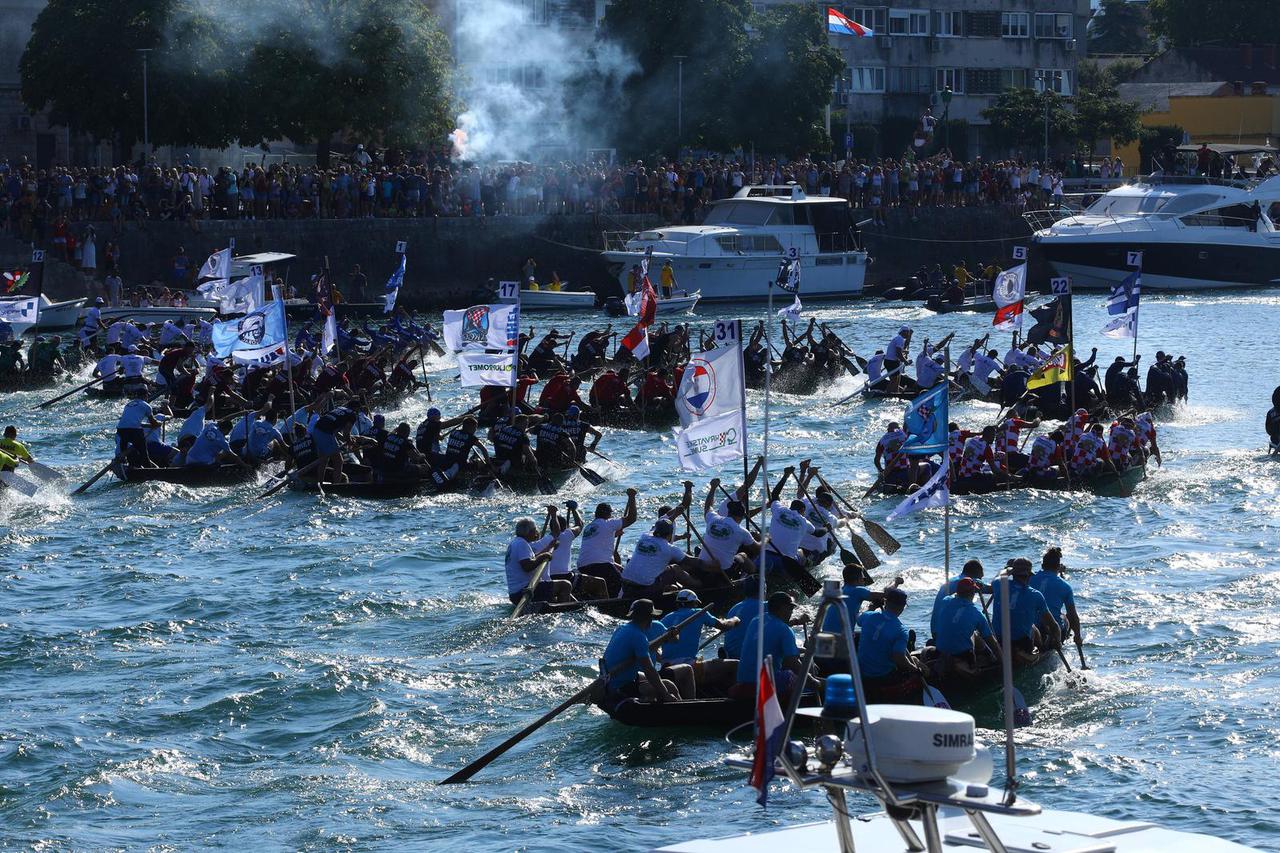 Start 24. Maratona lađa na Neretvi u Metkoviću 