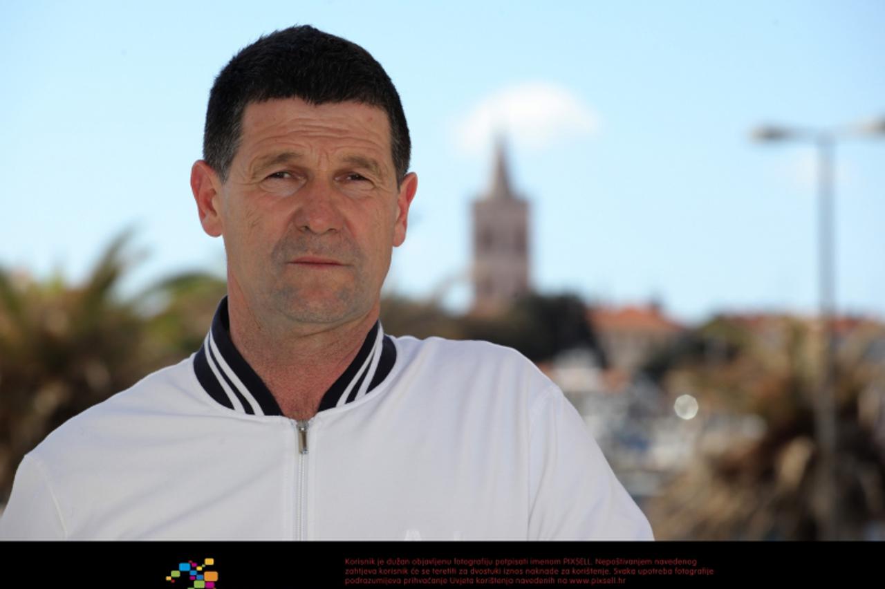 '12.04.2012., Zadar - Poduzetnik, bivsi nogometni sudac i vanjski strucni suradnik NK Zadar Reno Sinovcic istaknut ce svoju kandidaturu za predstojece izbore u HDZ-u u zadarskoj zupaniji. Photo: Zeljk
