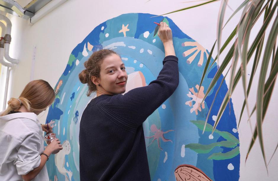 Split: Školarci oslikali murale na zidovima u sklopu ekološke akcije "Rezolucija zemlje"