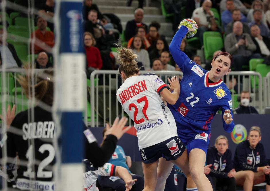 Handball - Women's Euro 2022 - Norway v France - Semifinals