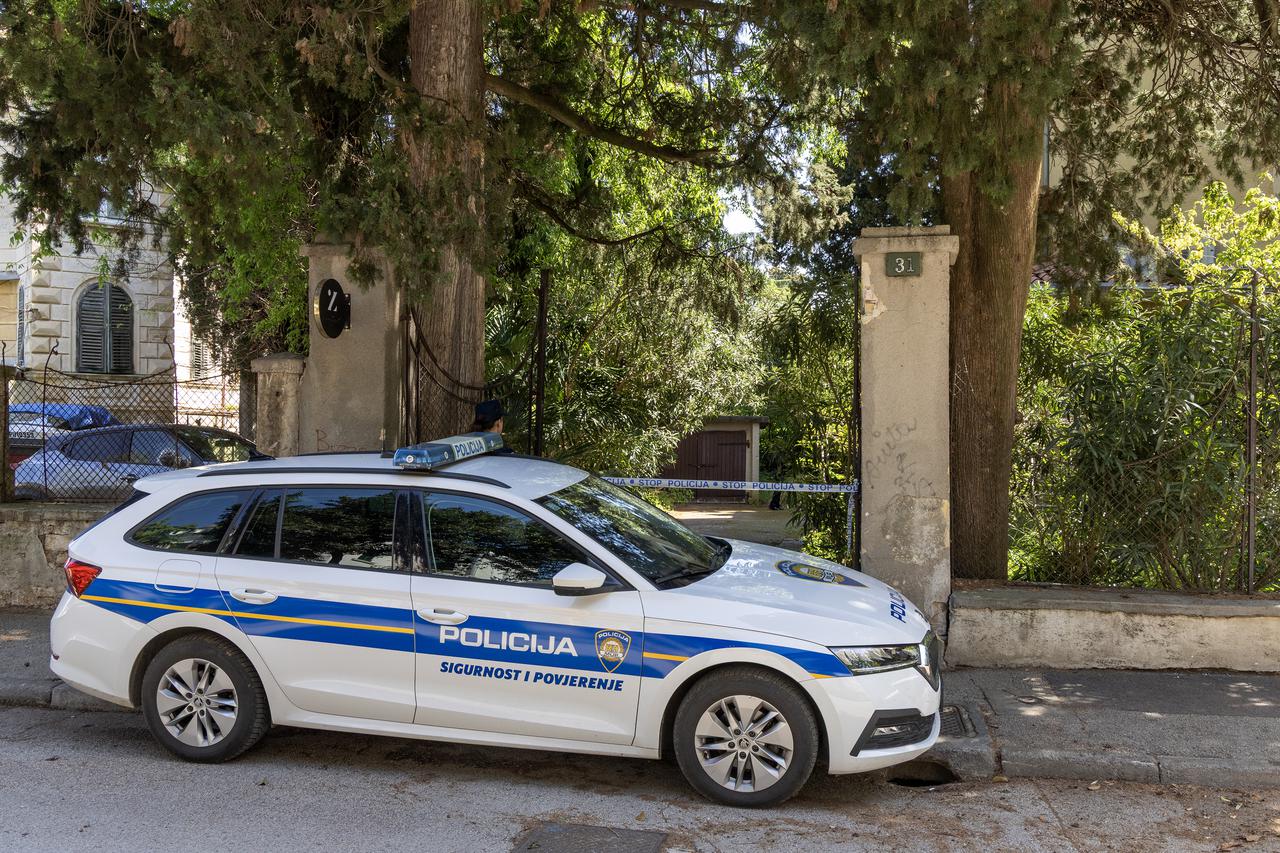 Pula: TIjekom privođenja muškarcu pozlilo te je preminuo