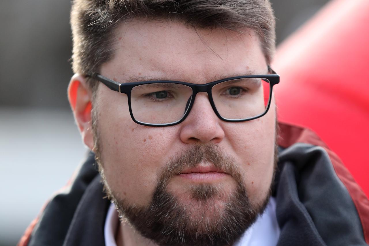 Pula: Peđa Grbin, kandidat za pulskog gradonačelnika održao konferenciju za medije 