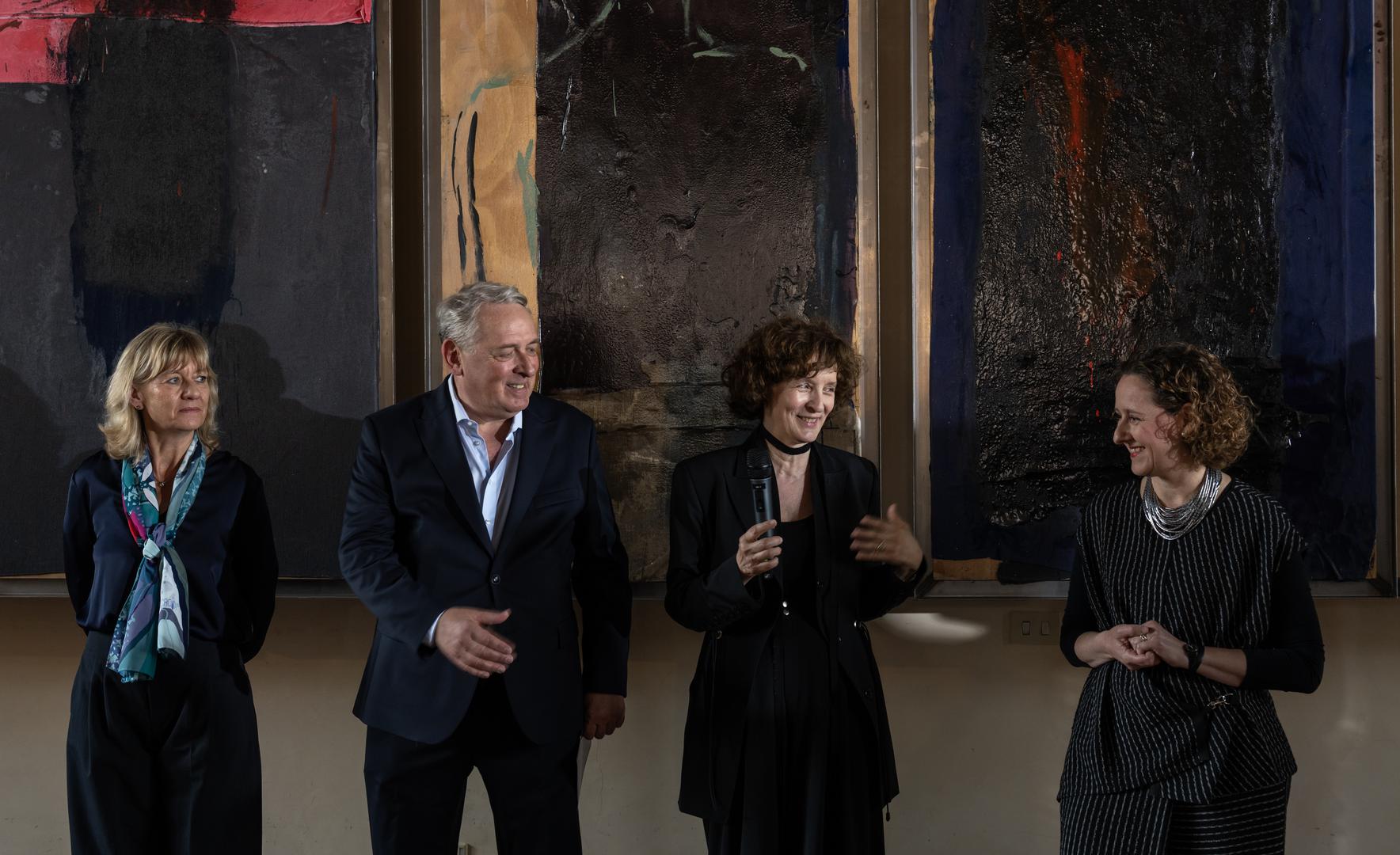 Svečanom otvaranju nazočila je i direktorica UNESCO-a Venecija Magdalena Landry, kustos Branko Franceschi, Dubravka Lošić i ministrica kulture Nina Obuljen Koržinek