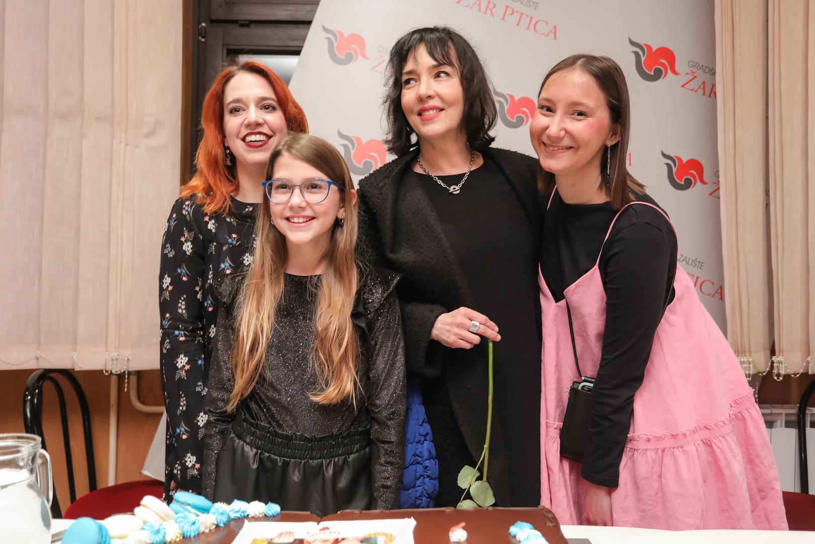 04.03.2023., Zagreb - U kazalistu Zar ptica premijera predstave Dnevnik Pauline P. Nika Ivancic, Katja Matkovic, Gorana Marin, Paulina Polak. PRILIKOM OBJAVE FOTOGRAFIJE ZASTITITI IDENTITET DJETETA (ZAMUTITI LICE) Photo: Tomislav Miletic/PIXSELL
