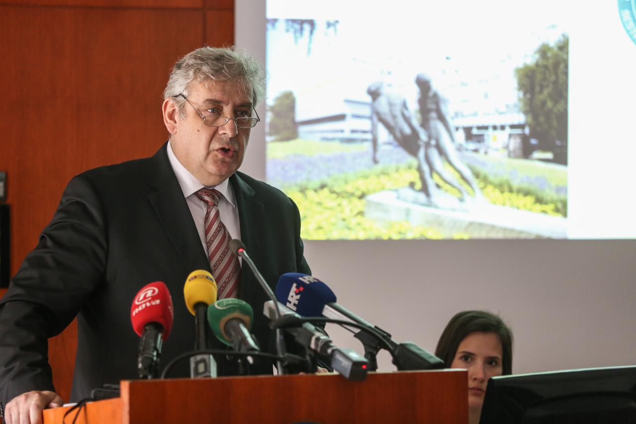 25.04.2017., Zagreb - Obiljezavanje 70 godina osnutka Klinike za ginekologiju i porodnistvo u KBC Sestre milosrdnice. Ravnatelj KBC Sestre milosrdnice Mario Zovak.  Photo: Igor Soban/PIXSELL