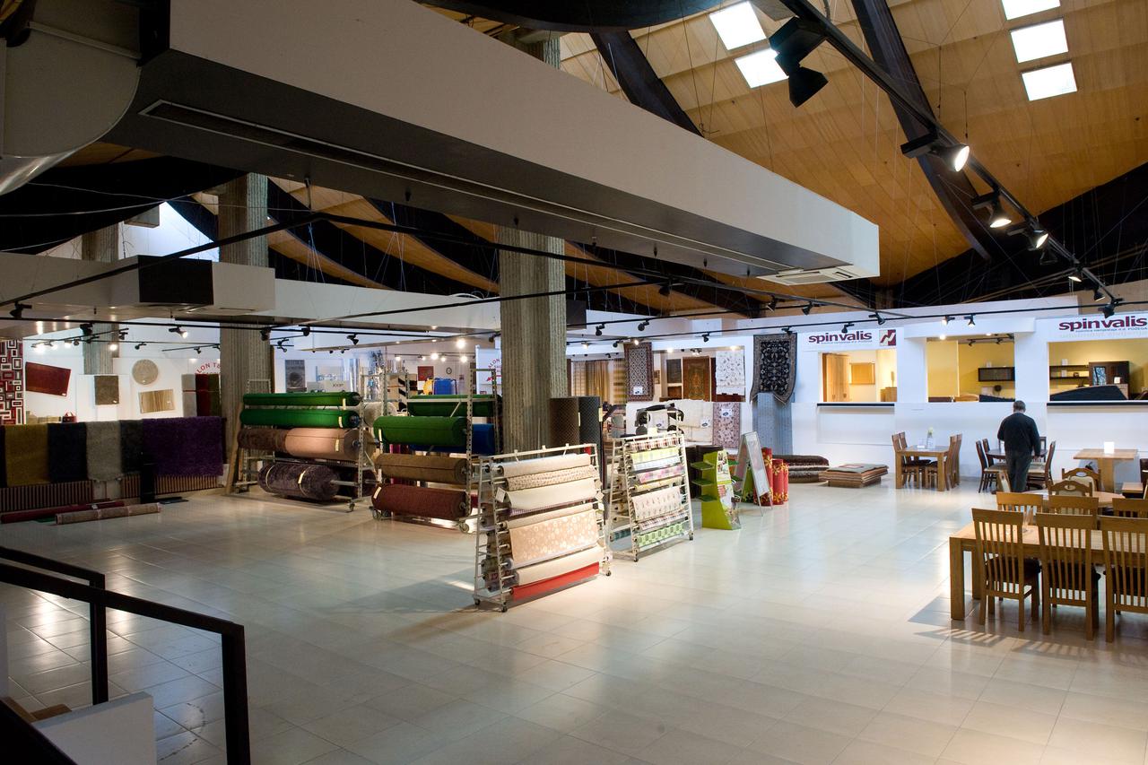 12.11.2014., Zagreb - U dijelu robne kuce Ambienta Alan Slapar sa svojim suradnicima otvorit ce ekolosku zelenu trznice u sklopu koje ce biti restoran i vjezbaonica.  Photo: Davor Visnjic/PIXSELL