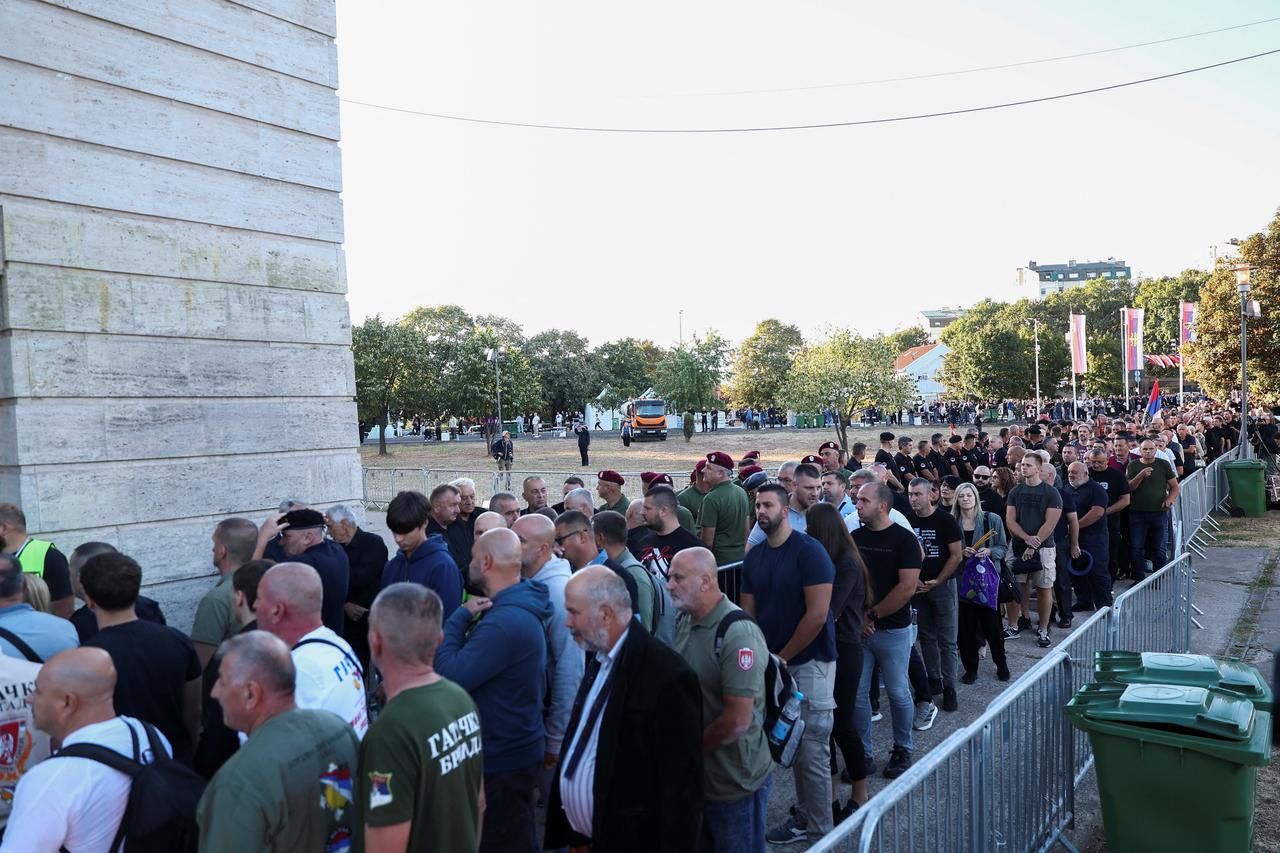 Ratni zločinac Ratko Mladić