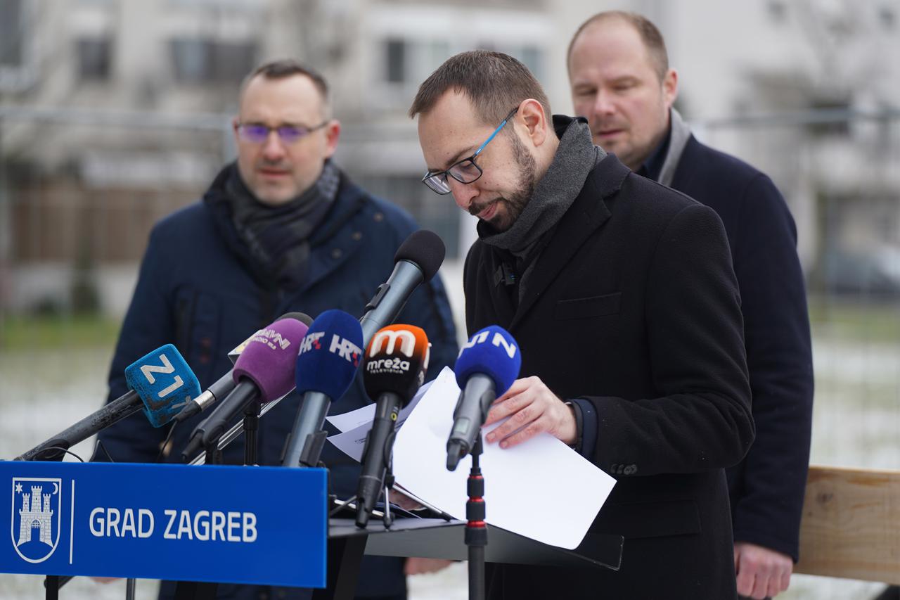 Zagreb: Gradonačelnik Tomašević sa suradnicima obilježio početak gradnje dječjeg vrtića u naselju Borovje