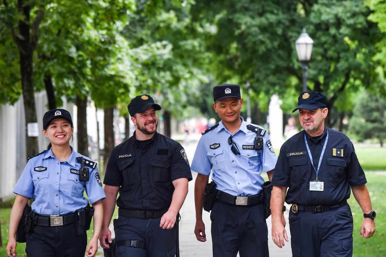 Zagreb: Hrvatsko--kineski timovi policajaca u ophodnji gradom