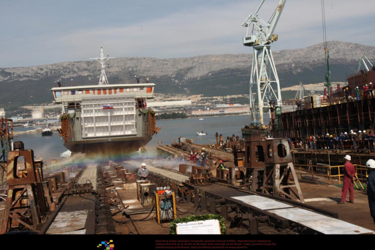 'brodosplit1_PXL_unu_100319'