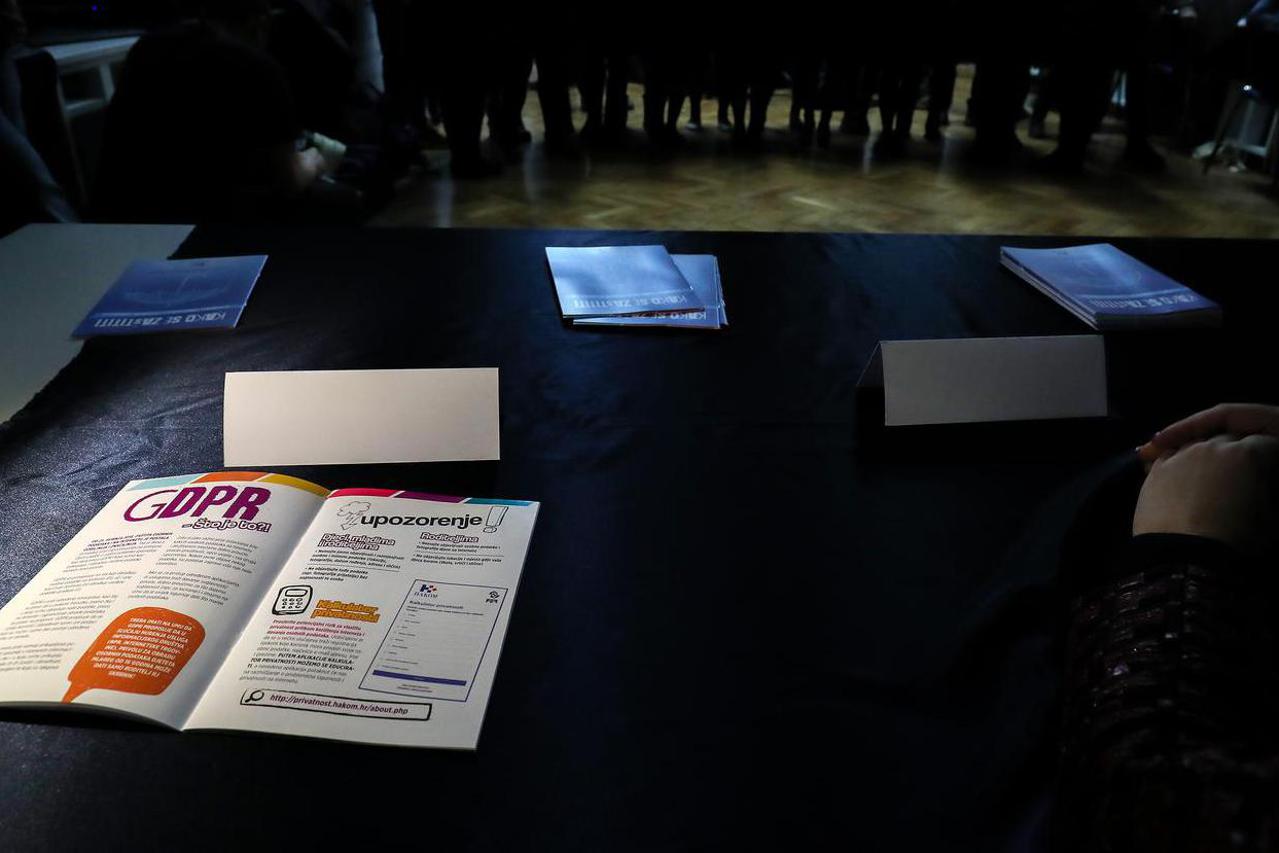 Zagreb: Predstavljena platforma SINI za sigurnost djece i mladih na internetu