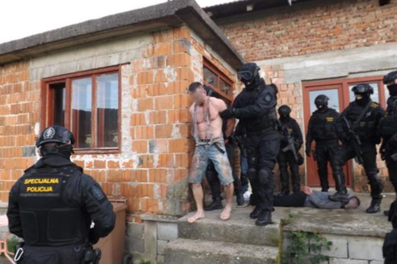 Nakon pucnjave razbojnike uhitila specijalna policija