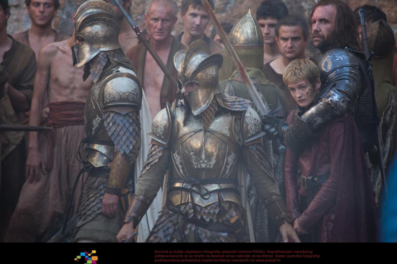 '03.10.2011., Pile, Dubrovnik - Snimanje popularne HBO serije Game of Thrones danas se odvija na otvorenom, na vratima od Pila. Uz mnostvo statista na setu su bili neki od glavnih glumaca serije. Rory
