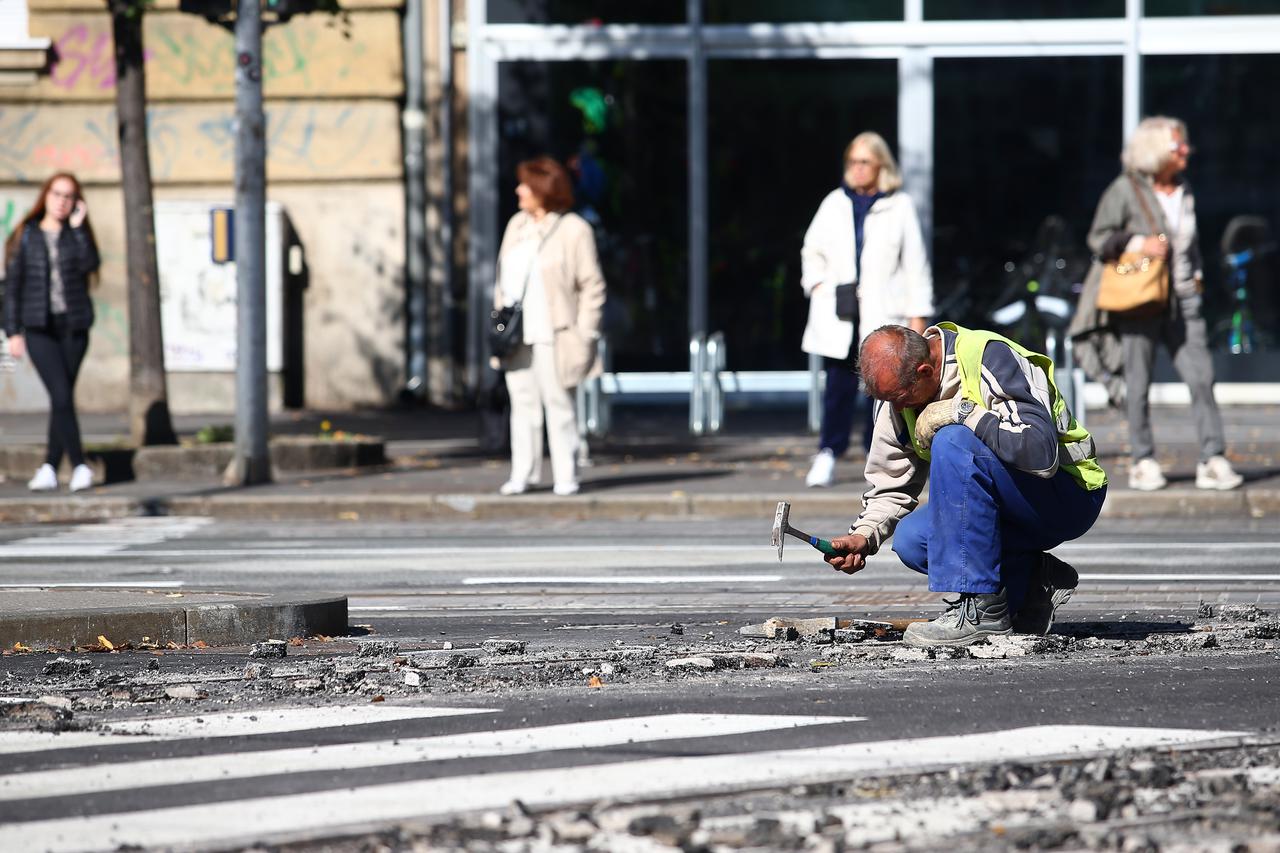 Zagreb: Radovi na rekonstruiranom tramvajskom kolosijeku Savske i Vodnikove