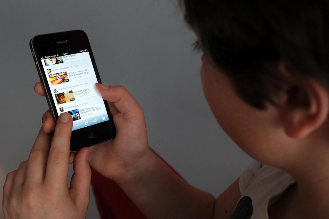 dijete i smartphone