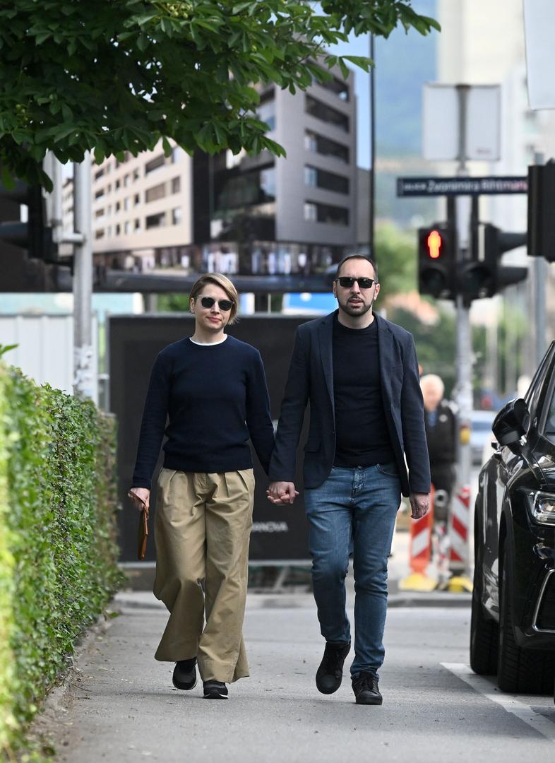 Zagrebačka Gradska skupština u petak je na sjednici s 24 glasa "za" i devet protiv donijela odluku da se preimenuju četiri ulice koje su, kako je rekao gradonačelnik Tomislav Tomašević, nazvane po osobama koje su bile povezane s NDH režimom, a čemu se oštro usprotivila oporba, a donijela je i odluku da potpredsjednica skupštine Marina Ivandić iz stranke Možemo! obavlja svoju dužnost profesionalno. 