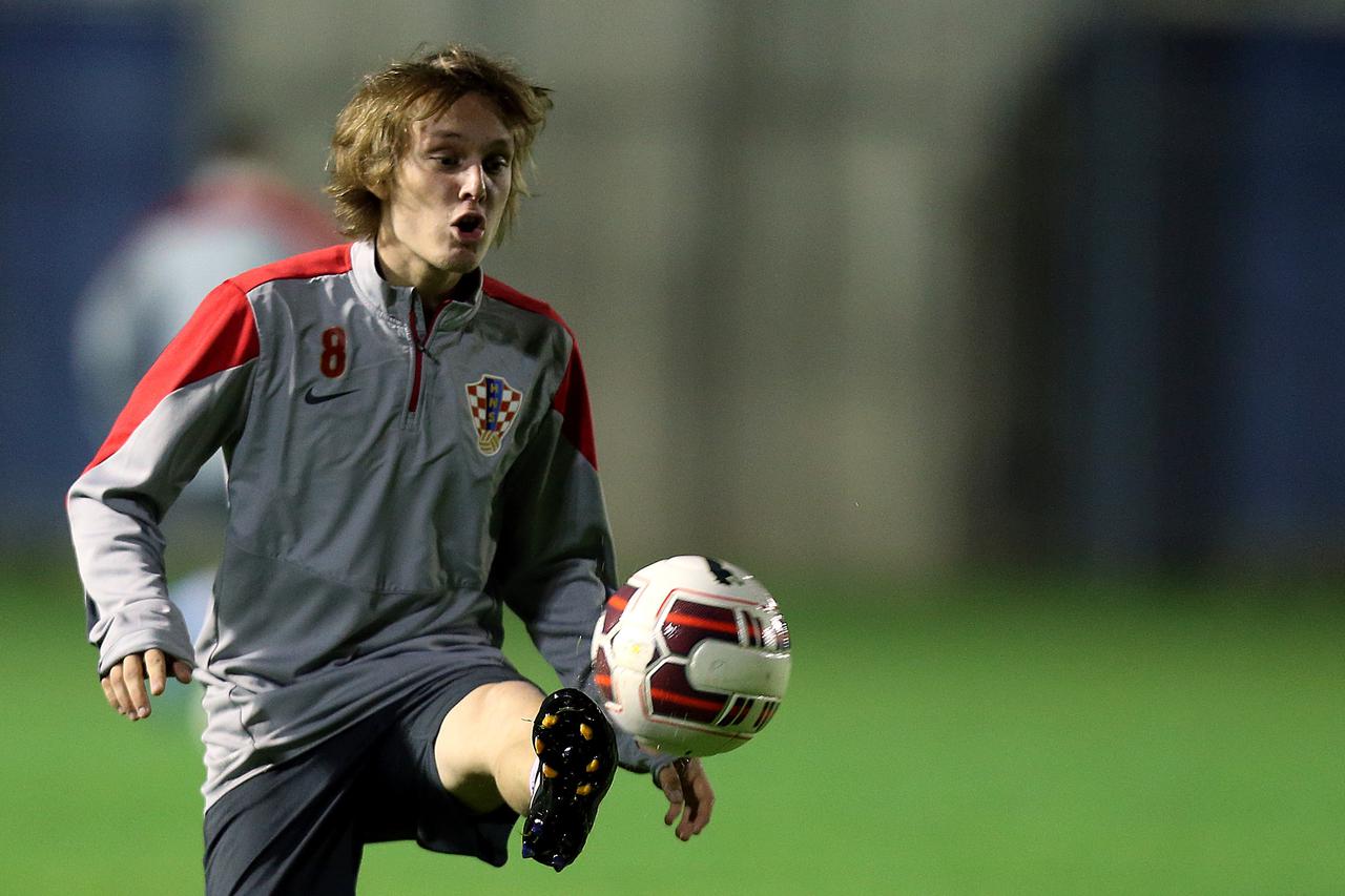 13.11.2014., Zagreb - Hrvatska nogometna reprezentacija odrzala je trening  na stadionu Maksimir u sklopu priprema za nadolazecu kvalifikacijsku utakmicu s Italijom u Milanu za odlazak na Europsko prvenstvo. Alen Halilovic.  Photo: Goran Stanzl/PIXSELL