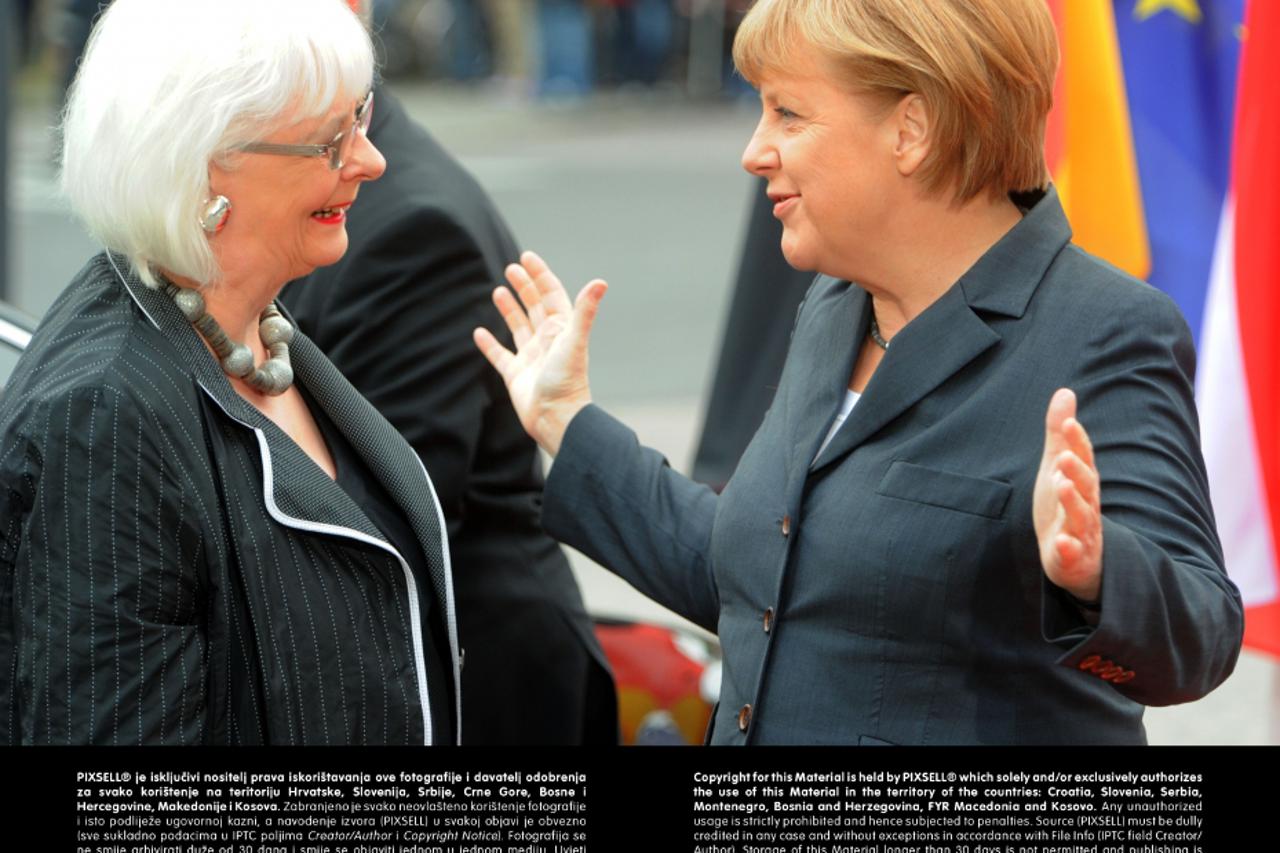 angela merkel,johanna sigurdardottir,portal