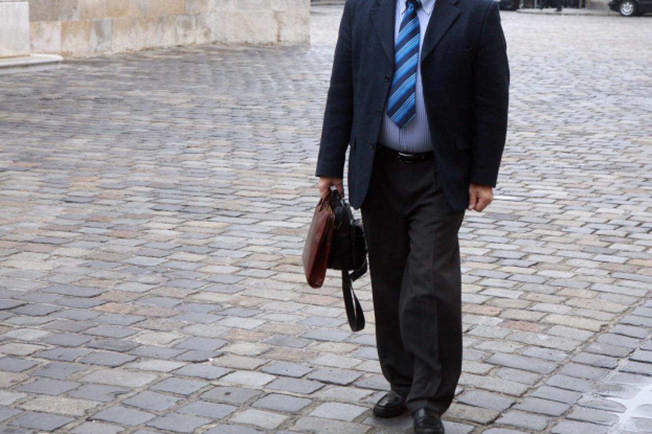 \'27.12.2011., Zagreb - Slavko Linic dolazi u Banske dvore. Photo: Zarko Basic/PIXSELL \'