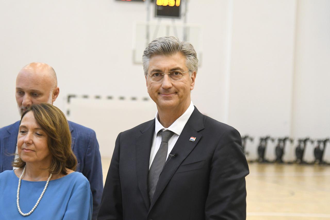 Andrej Plenković boravi u posjetu bjelovarsko-bilogorskoj županiji