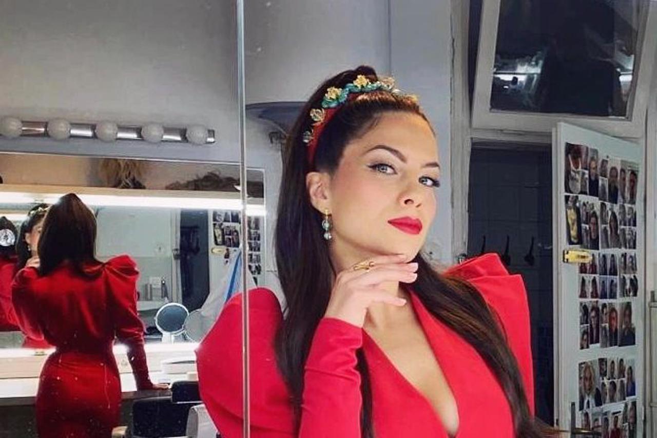 Ana Uršula Najev