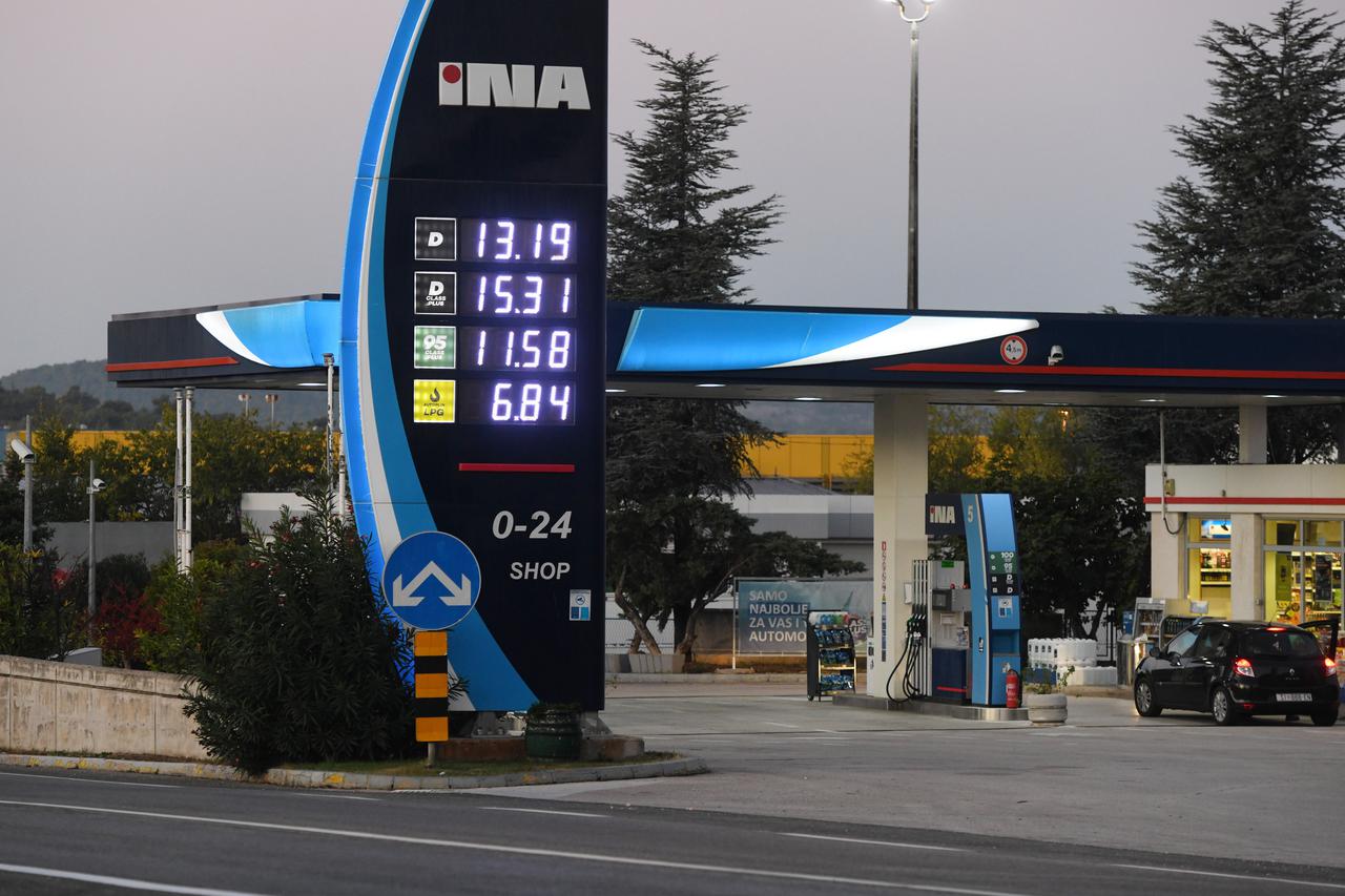 Od ponoći na benzinskim postajama u Hrvatskoj, nove cijene goriva