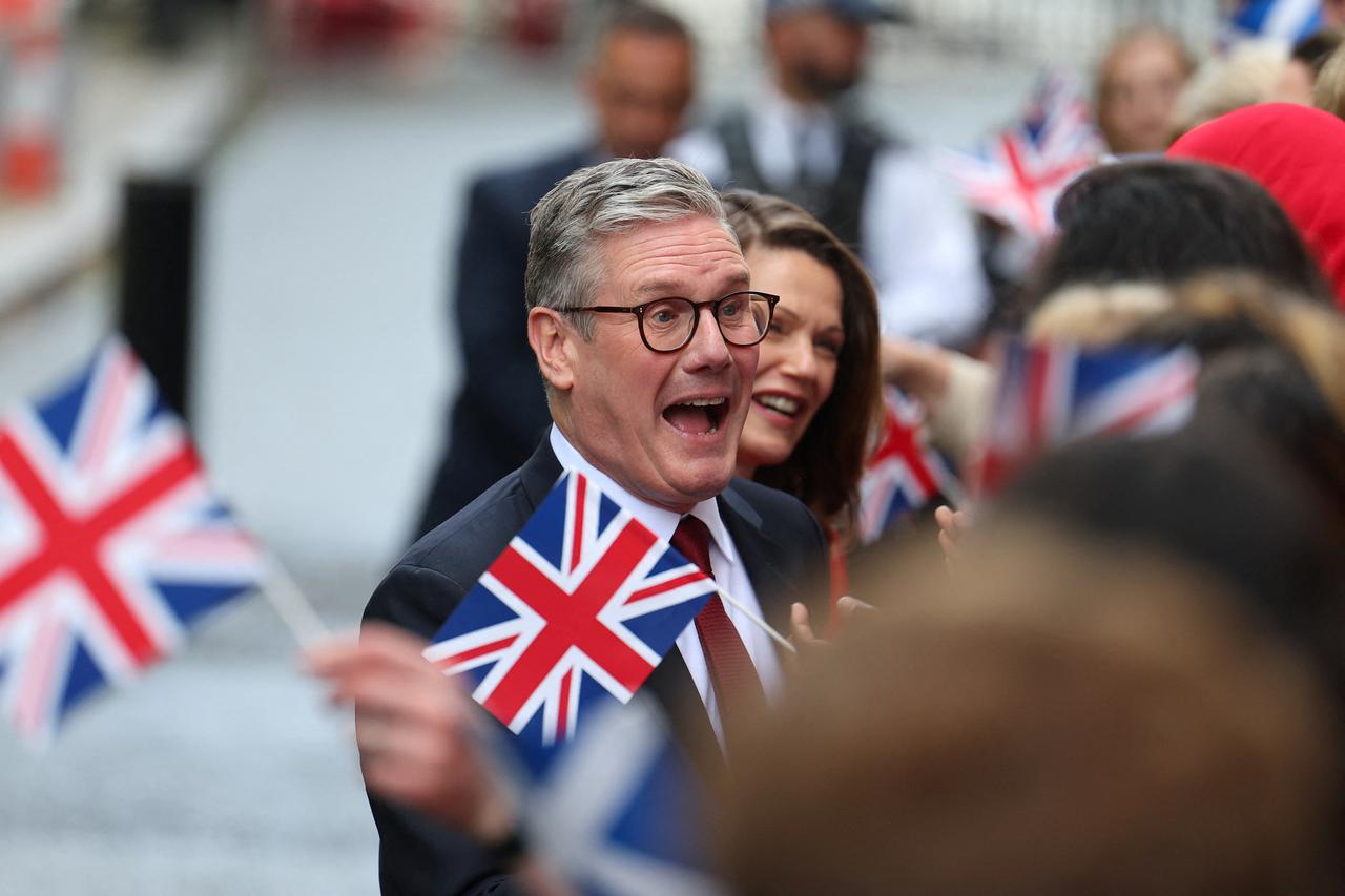 storyeditor/2024-07-05/2024-07-05T121340Z_1952530657_RC20P8AUR8XJ_RTRMADP_3_BRITAIN-ELECTION.JPG
