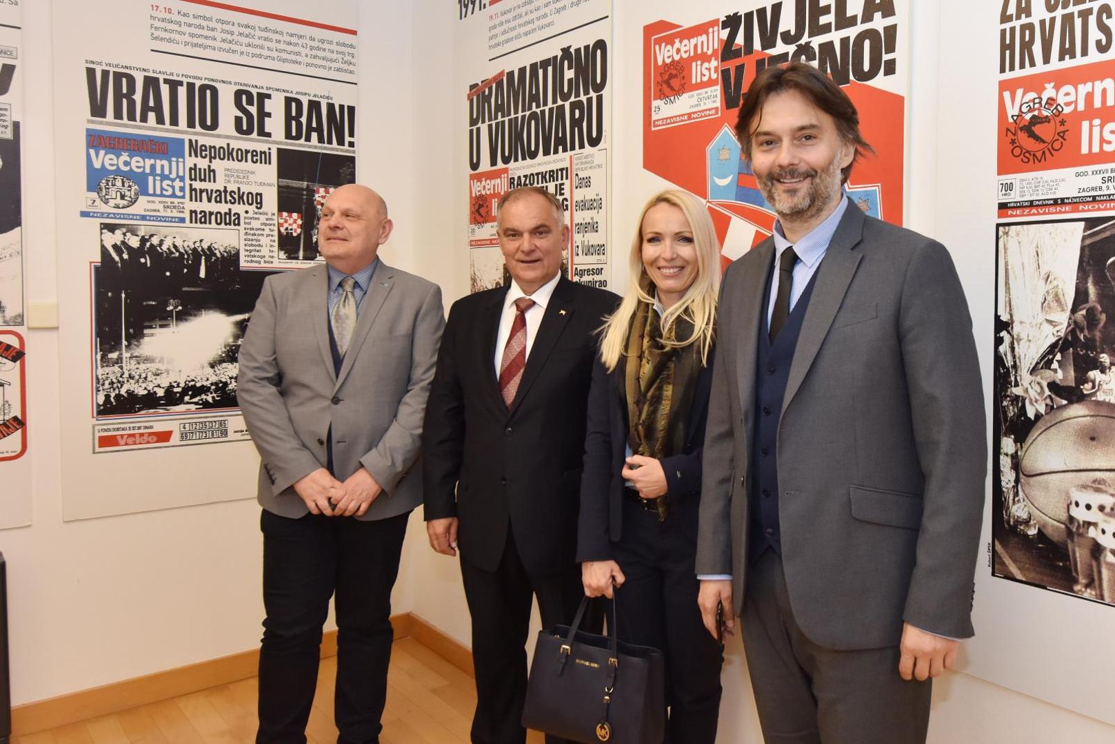 Članica Uprave i direktorica Večernjeg lista Andrea Borošić, član Uprave Večernjeg lista Renato Ivanuš, glavni urednik Večernjeg lista Dražen Klarić i župan Splitsko-dalmatinske županije Blaženko Boban.