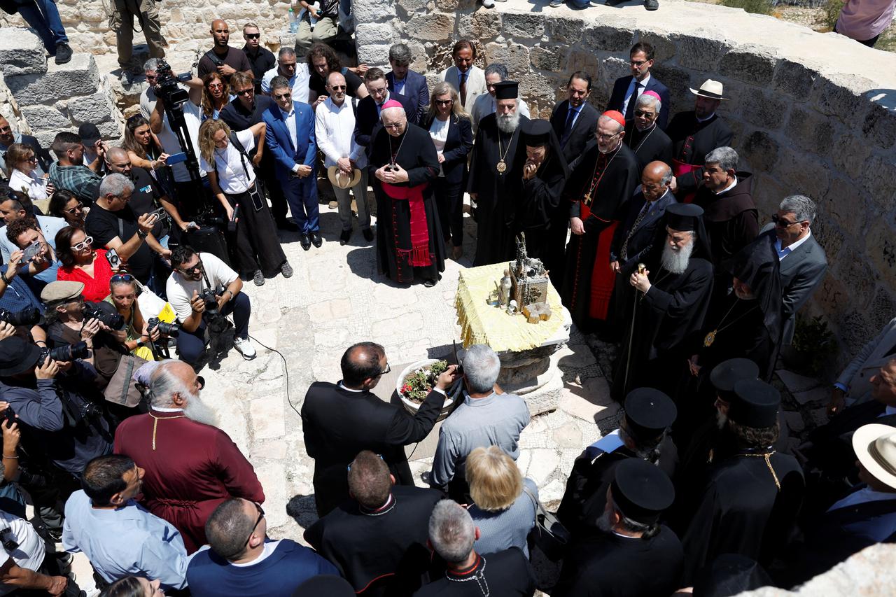 Church leaders and diplomatic envoy visit the town of Taybeh