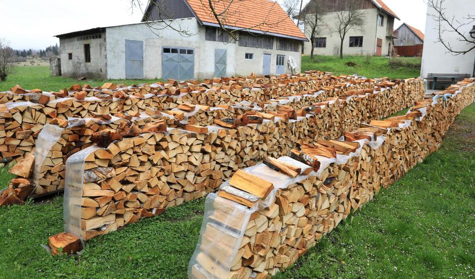 Ravna Gora: Iako je zima tek završila počela je priprema za sljedeću