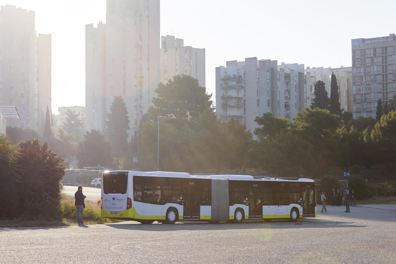 Split: Predstavljeni novi autobusi  Promet Splita